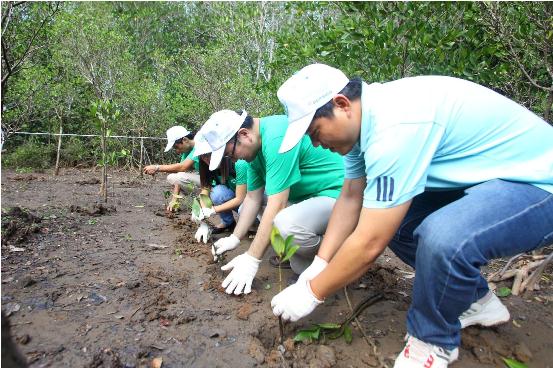 Suntory PepsiCo cùng thế hệ trẻ Việt Nam chung tay thực hiện các hoạt động bảo vệ môi trường, bảo vệ nguồn tài nguyên biển và hải đảo